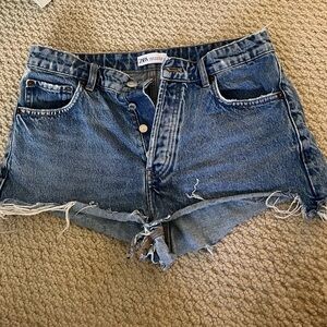 Zara Denim Shorts, Size 6